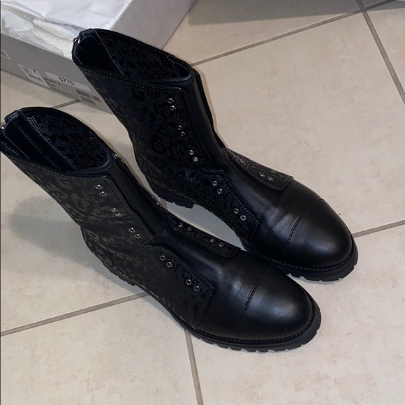 JIMMY CHOO Jimmy Choo Hatcher perforated leather boots 9/38.5 - Picture 12 of 13